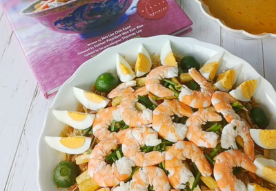 Grandma Lee's Mee Siam