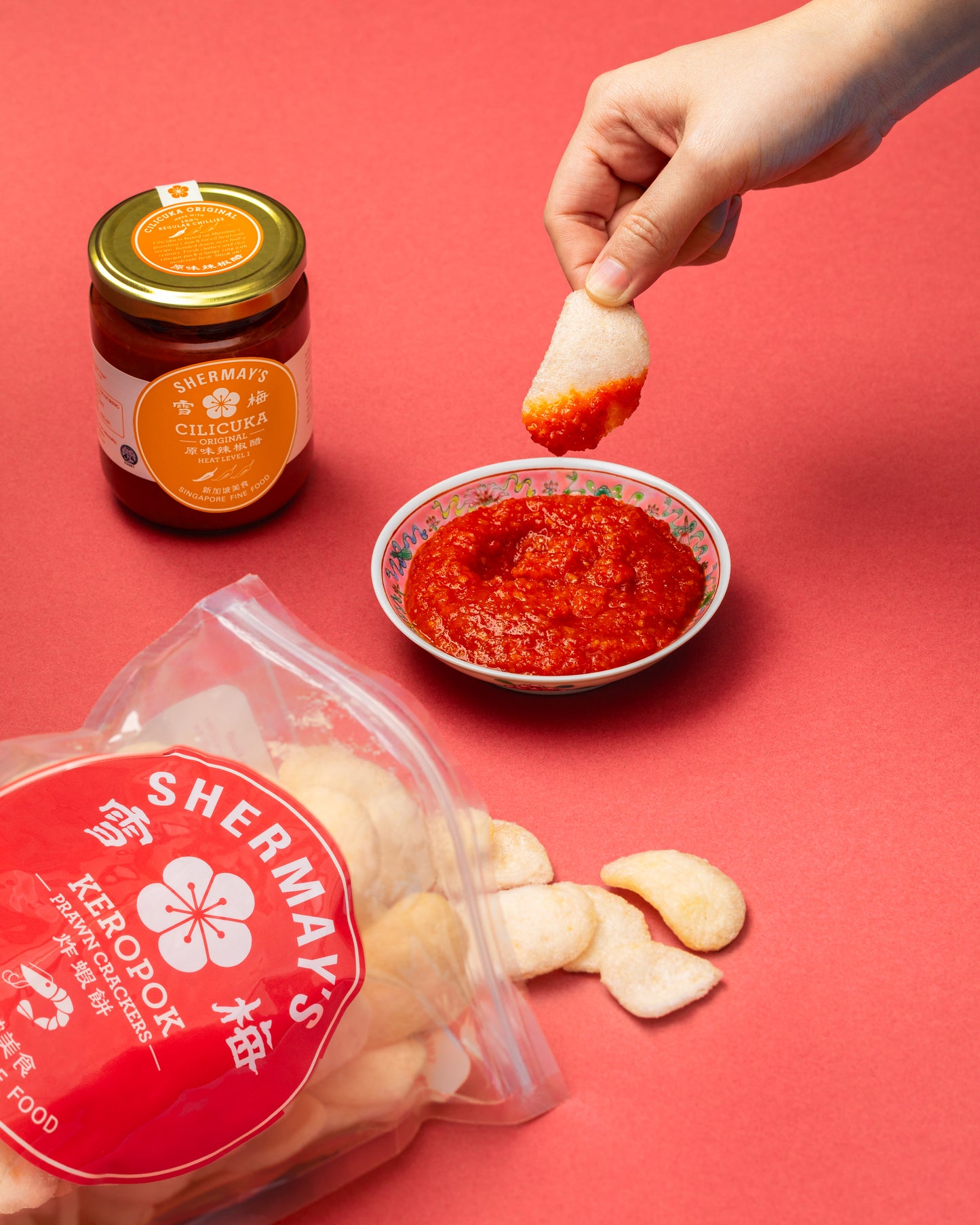 Complementary Sauces & Crackers Gift Set