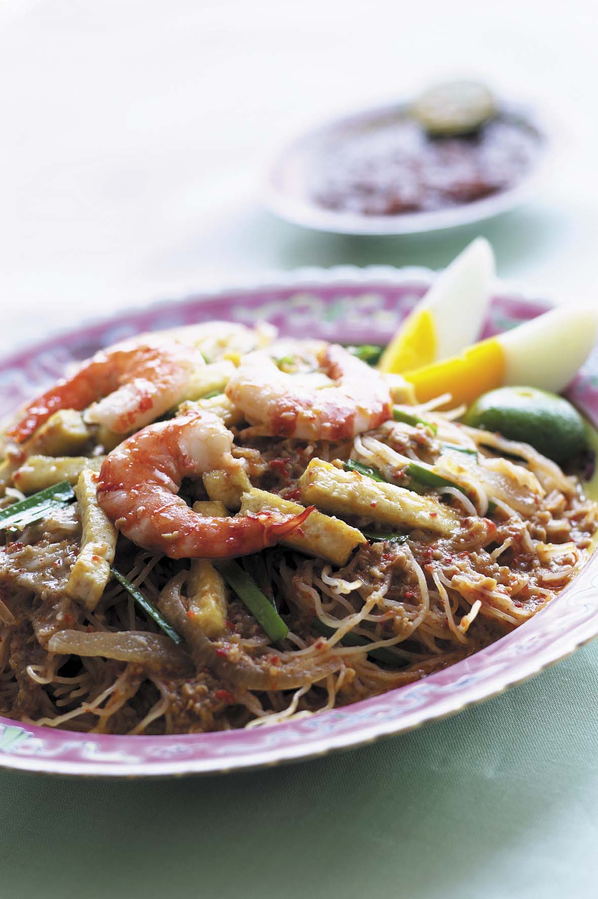 The New Mrs Lee’s Cookbook Vol. 1 & 2 (English)